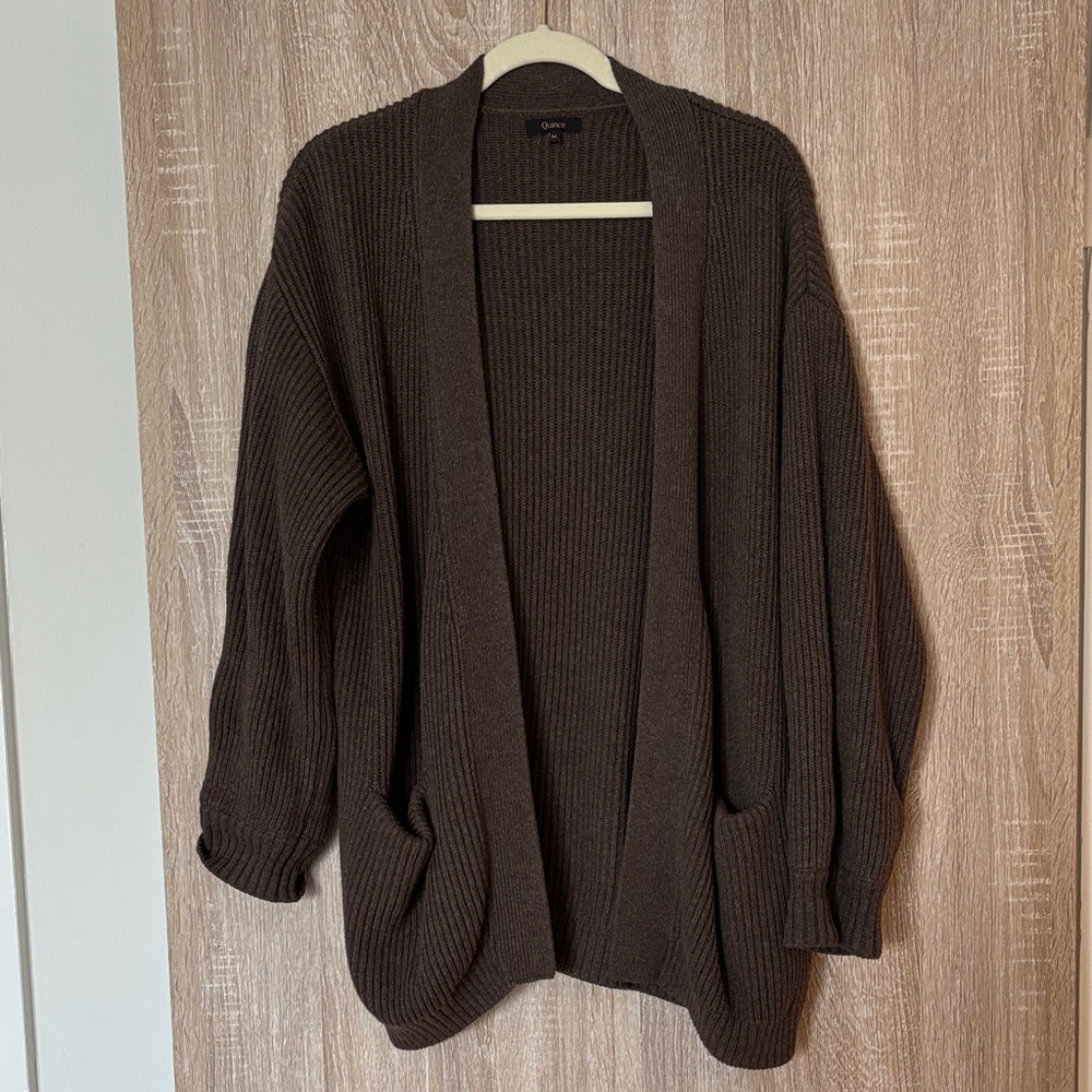 Quince - 100% Organic cotton, oversized cardigan - M